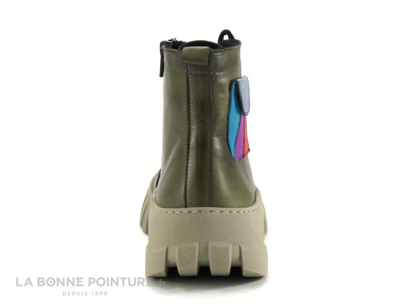 Karyoka IAN Kaki - Pochette Multicolore - Boots Plateforme Femme Kaki 4 Karyoka IAN Kaki - Pochette Multicolore - Boots Plateforme Femme Kaki – Image 4